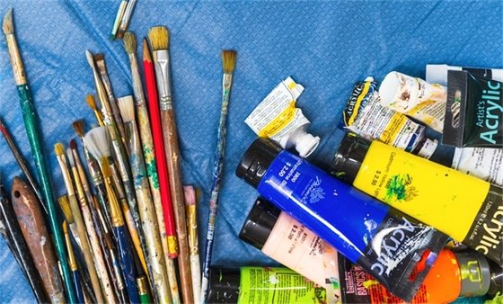 Art supplies